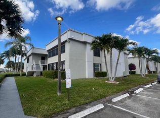 27 Capri B #A, Delray Beach, FL 33484