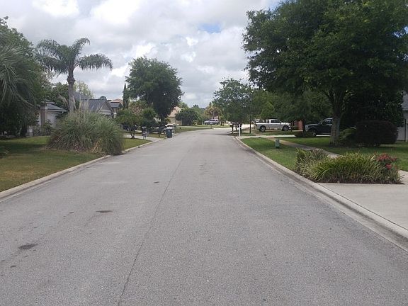 4th image of 2150 Forest Gate Dr E