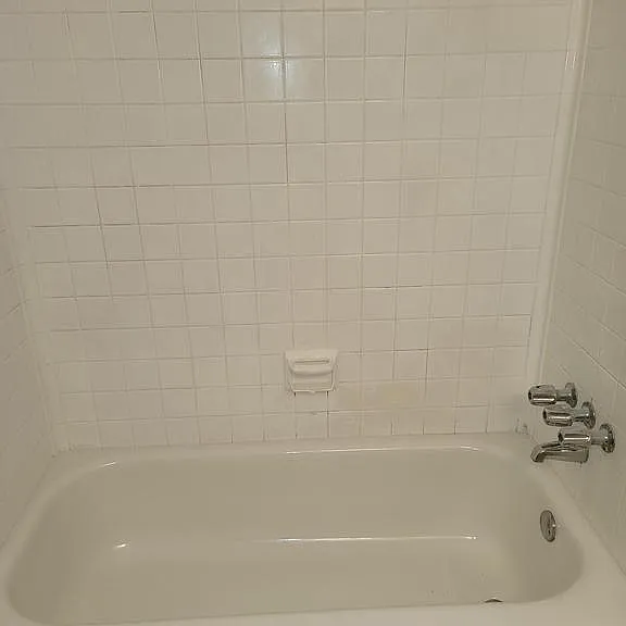 2226 Castle Rock Sq #1B — Photo 11
