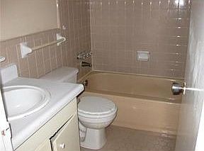 3rd image of 4533 Pimlico Dr
