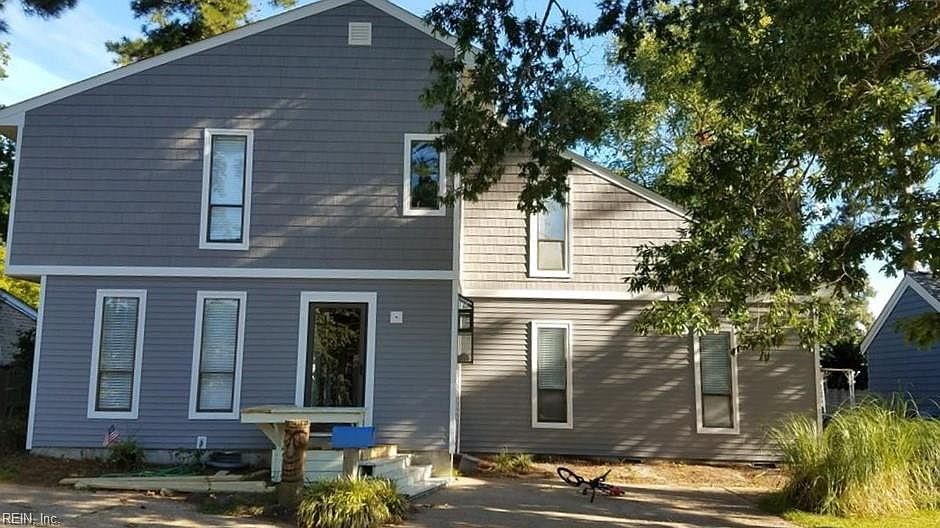 1st image of 826 Carolina Ave