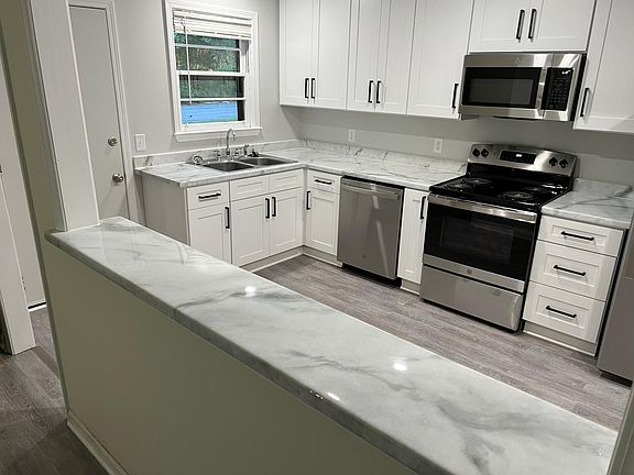 Kitchen 3