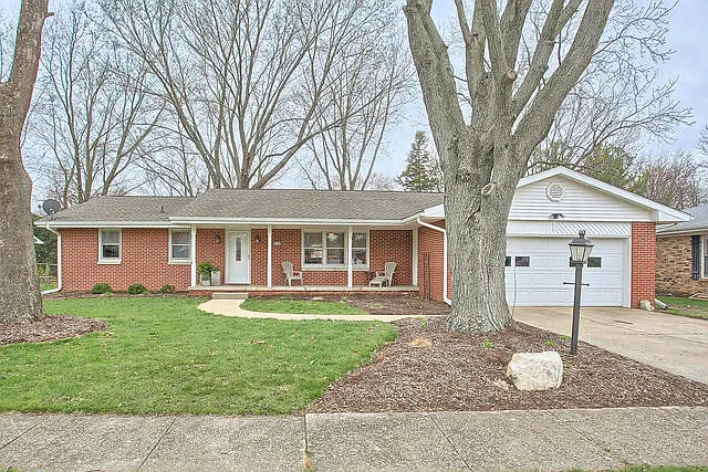 2221 Georgetown Dr photo 1