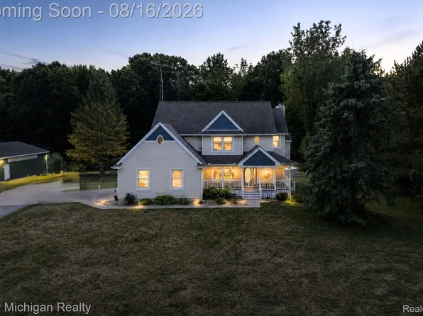 10119 Hill Rd, Swartz Creek, MI 48473