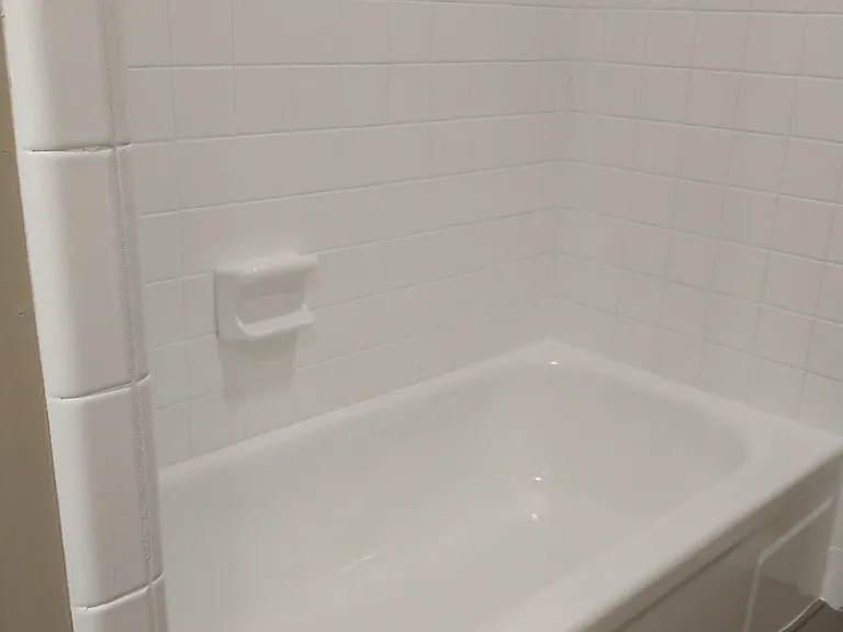 120 Oregon St — Photo 15