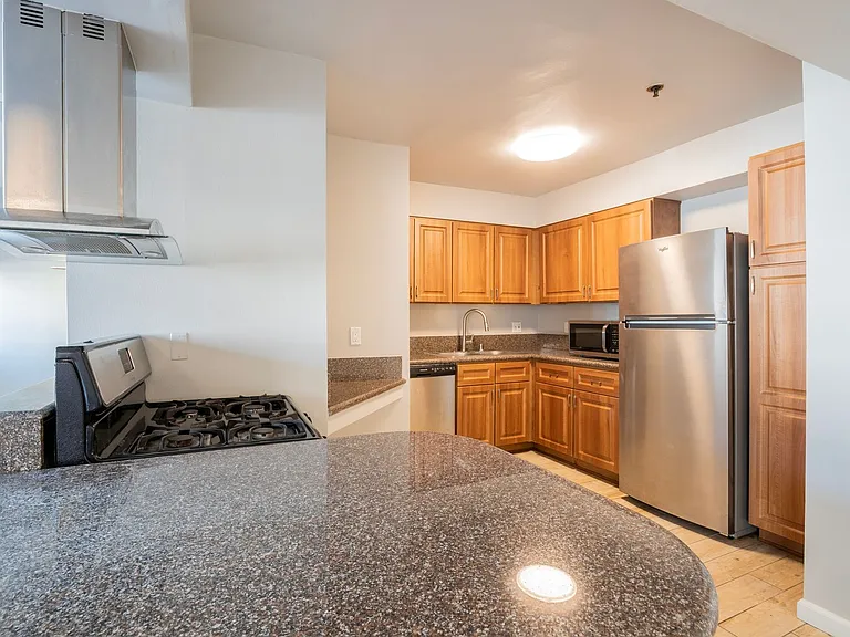 6740 Franklin Pl — Photo 14