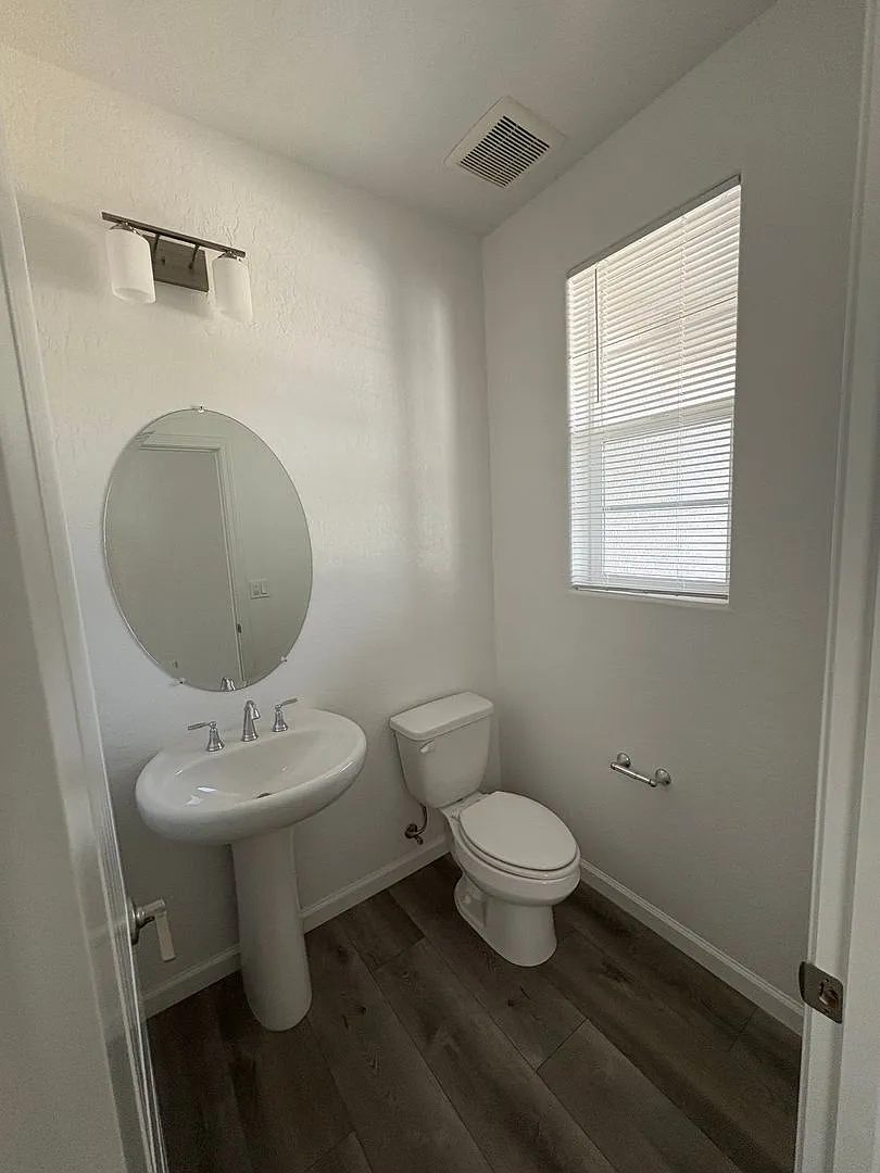 Two-story home in NW Visalia home coming soon! — Photo 2
