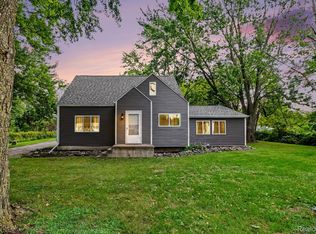 4129 Moulton Dr, Flint, MI 48507