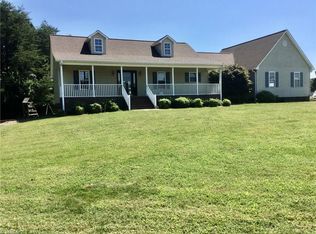 158 Ledford Rdg, Winston Salem, NC 27107