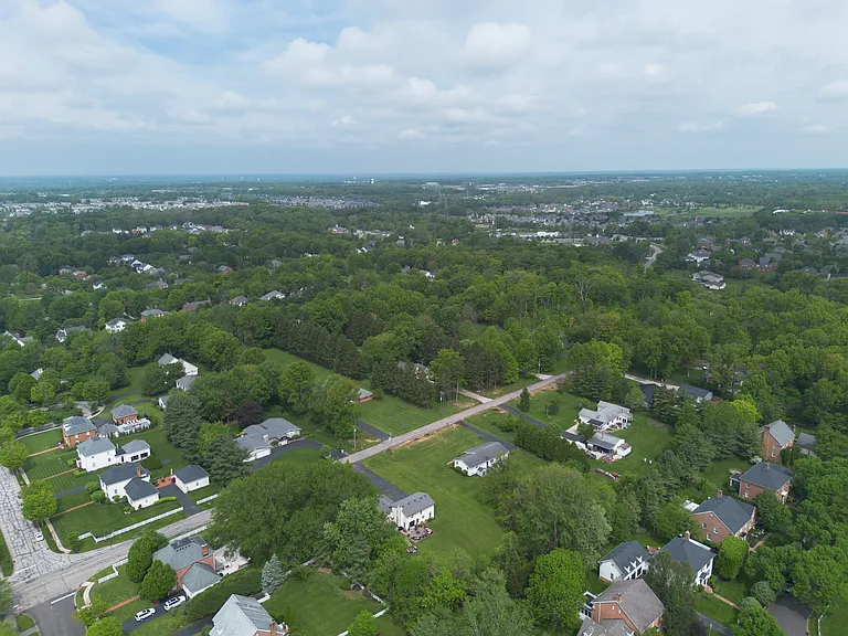 4002 Harlem Rd — Photo 44