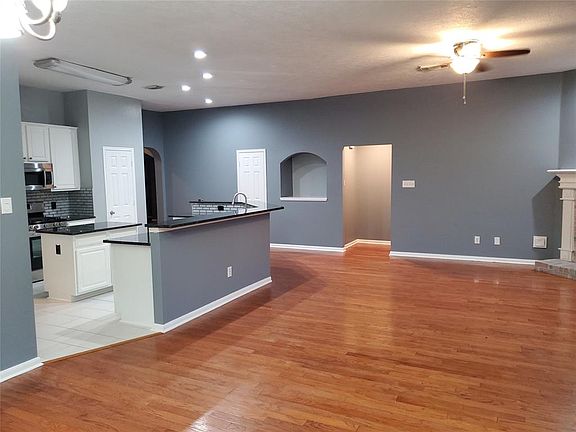 5th image of 3110 Misty Shore Dr