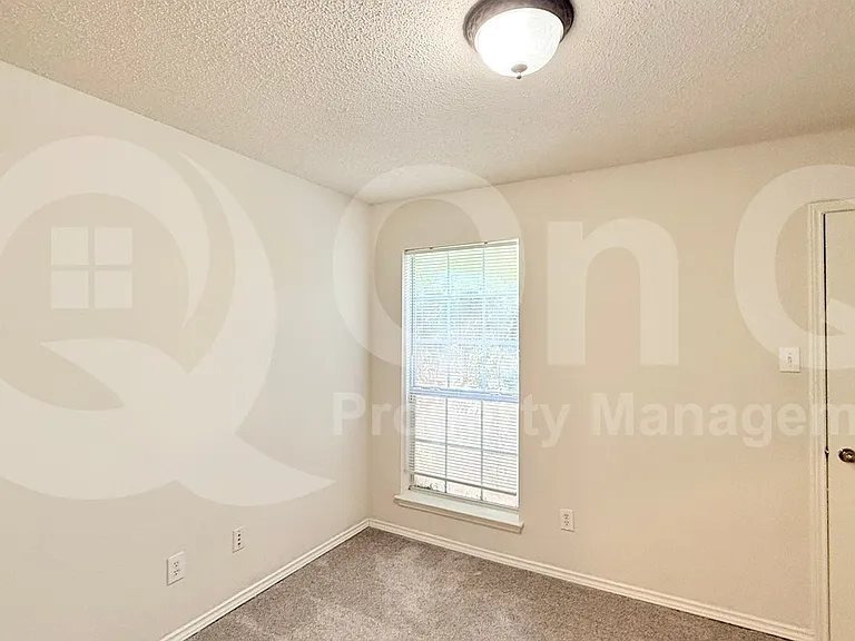 8001 Mourning Dove Dr — Photo 14