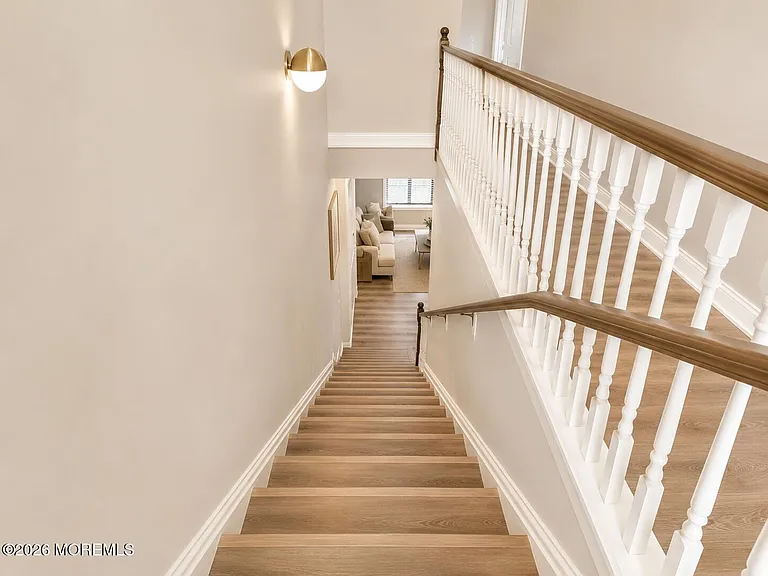 202 Palermo Ave — Photo 15