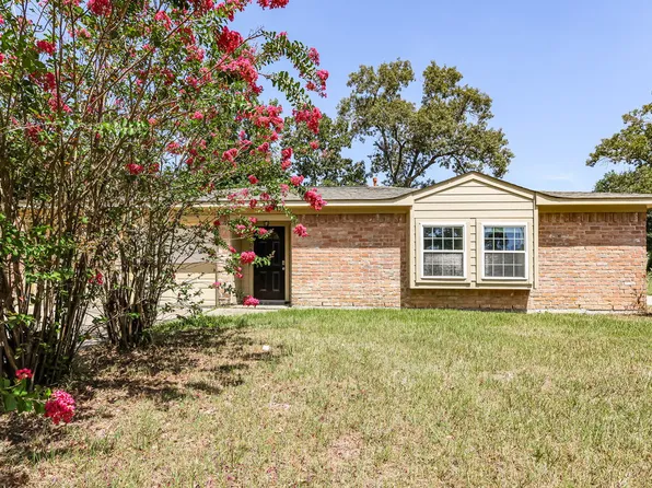 502 Hildred Ave, Conroe, TX 77303