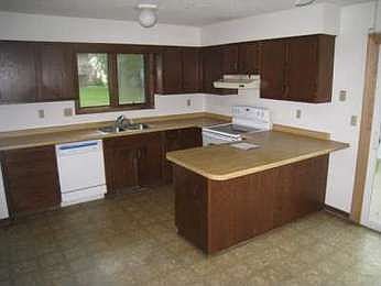 5th image of 8440 144th St W