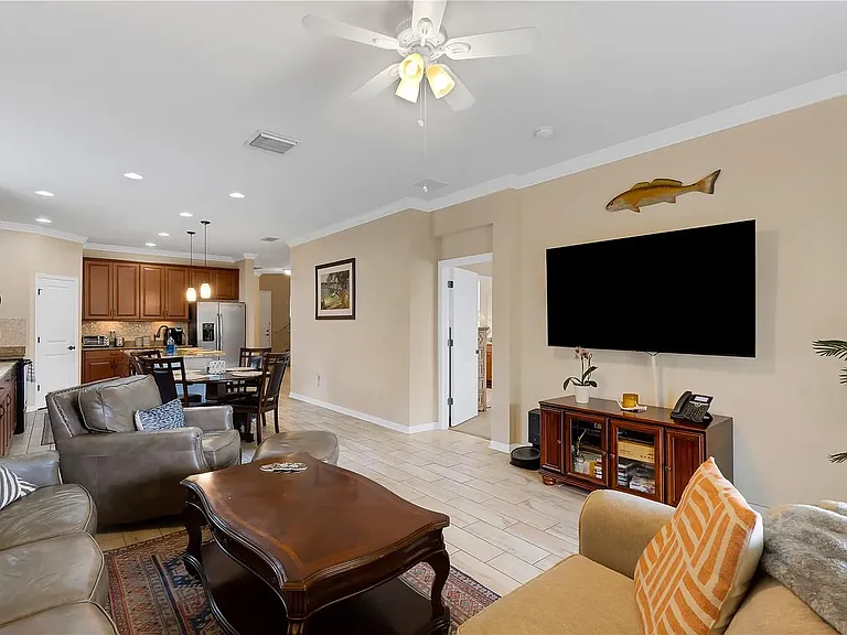 6015 Oak Mill Ter #1 — Photo 10