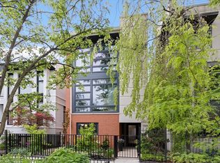 1726 N Winchester Ave, Chicago, IL 60622