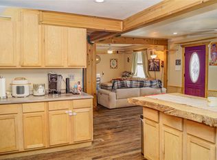 95 3rd St, Healdton, OK 73438