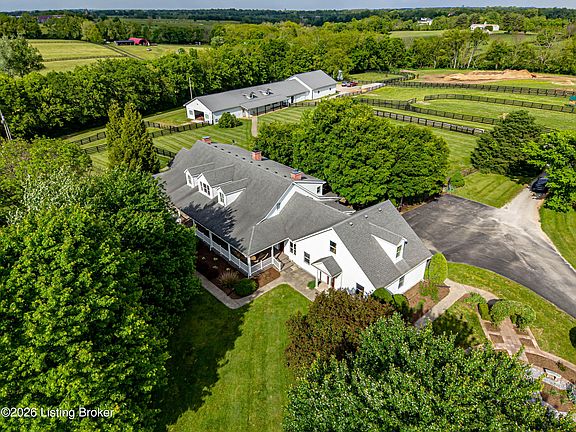 2nd image of 1460 Shannon Run Rd