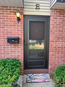 216 Moore Rd APT 1E, Avon Lake, OH, 44012