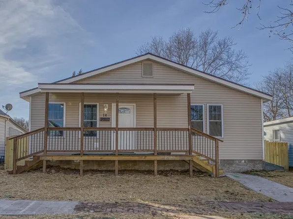 18 S Ball St, Webb City, MO 64870