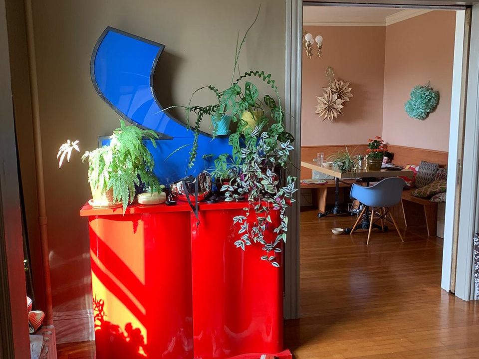 Parlour (this is divided from dining by pocket door)