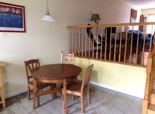 65 Alex Cir, Staten Island, NY 10305