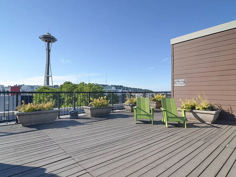 425 Vine St #318 — Photo 3