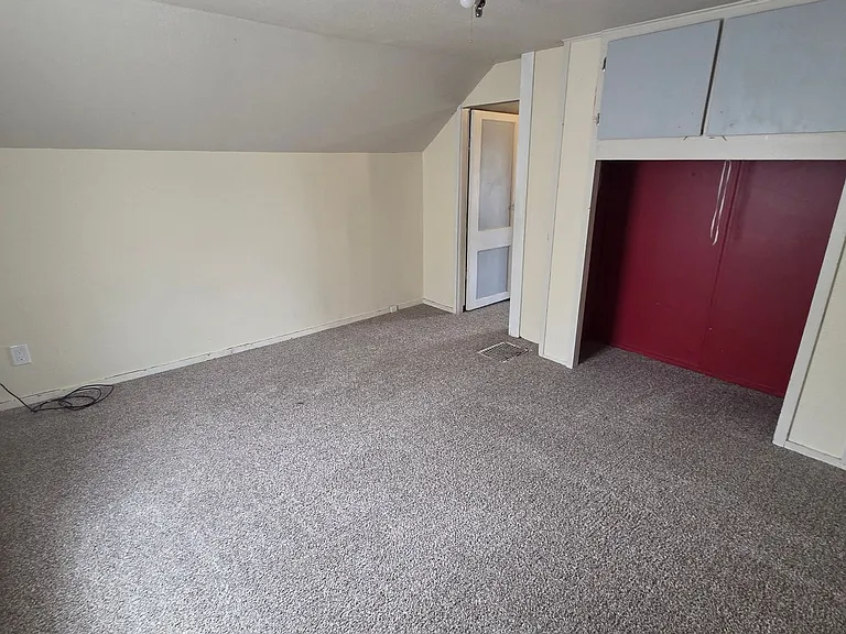 121 Clinton St — Photo 5