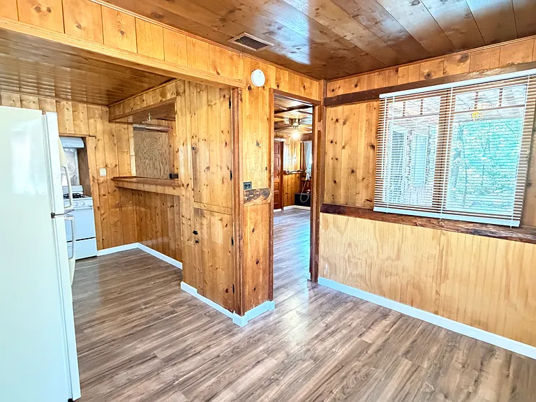 54365 Pine Crest Ave #6 — Photo 4
