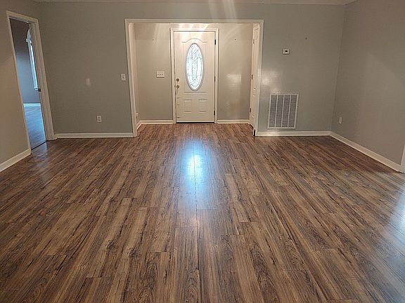 2nd image of 500 Dellwood Dr