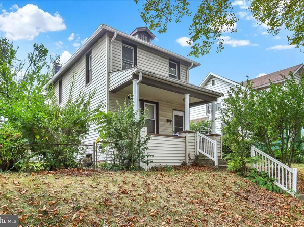 1725 Sycamore St, Harrisburg, PA 17104