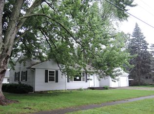 3908 Iroquois Trl, Kalamazoo, MI 49006