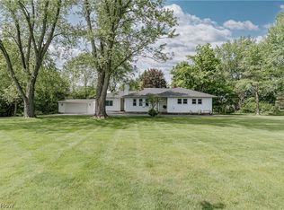 7809 Fairmount Rd, Novelty, OH 44072