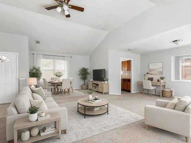 7310 Maple Walk Dr — Photo 2