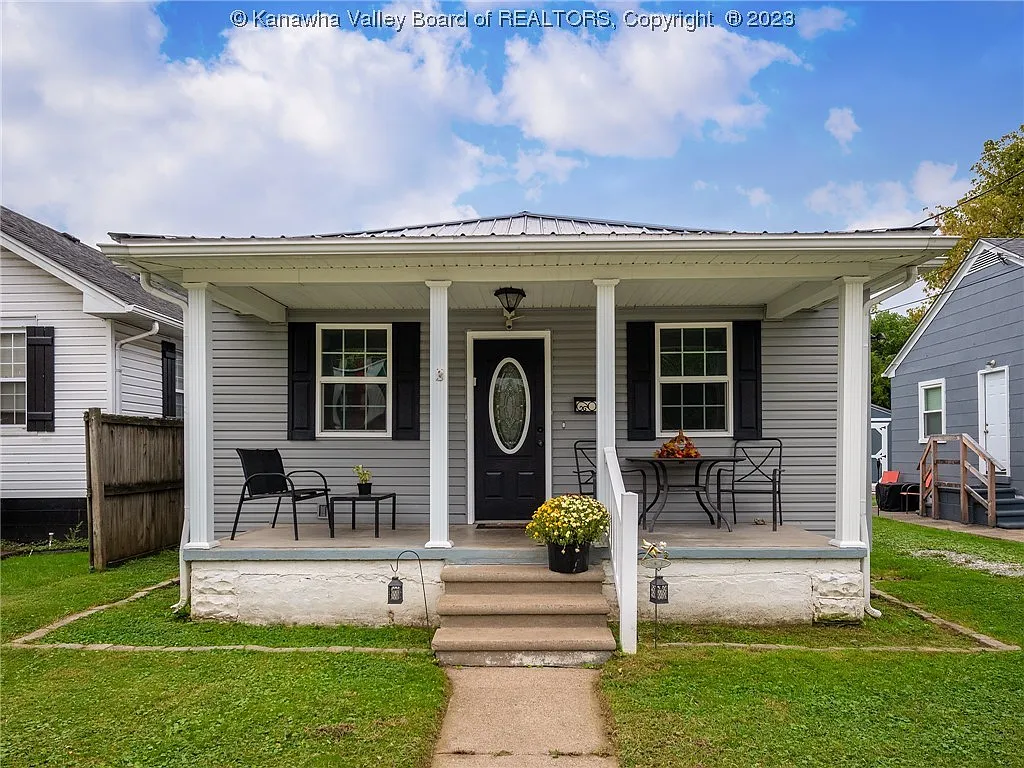 1315 Virginia Ave photo 1