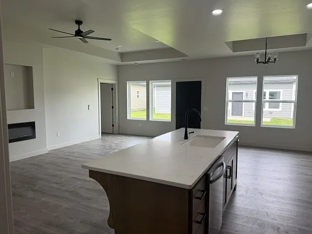 3 bed, 1450 sqft, $2,500 — Photo 4