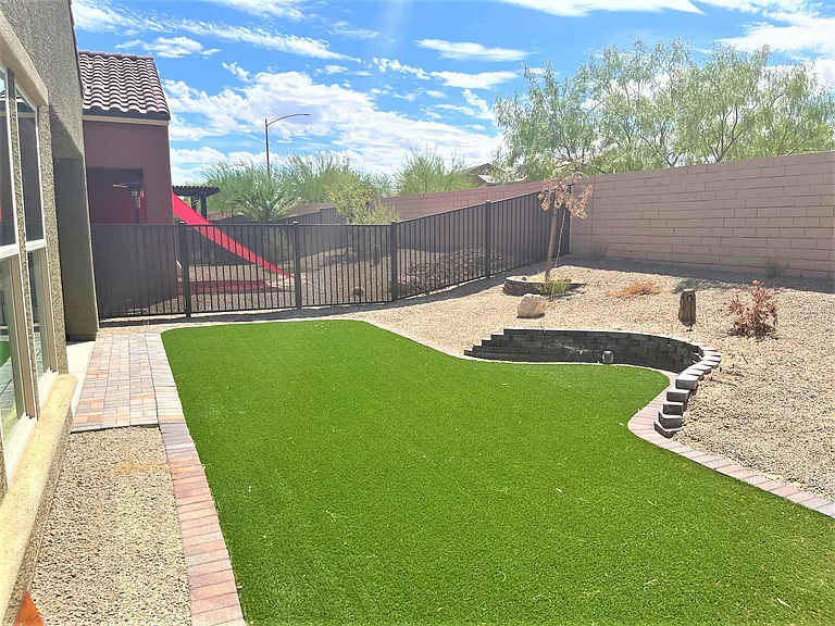 855 Deep Gorge Trl — Photo 18