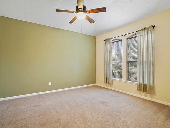 5th image of 1907 Covemont Ct