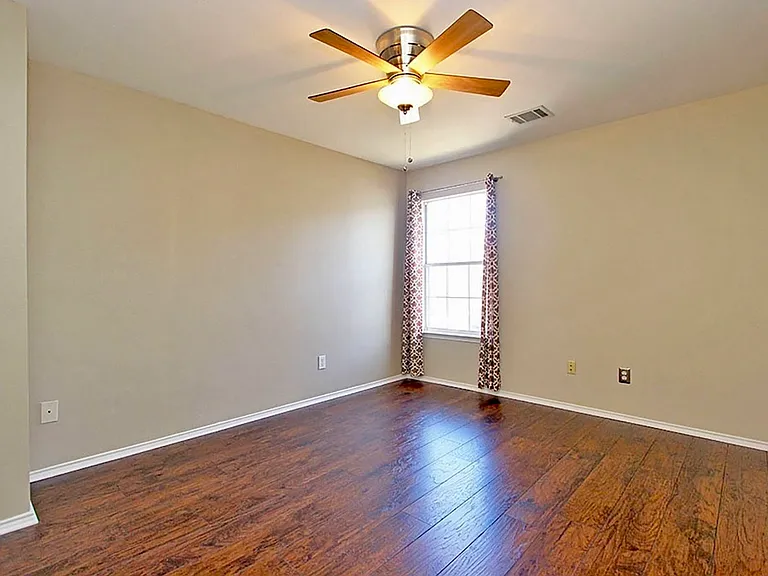 4251 Millview Ln — Photo 21