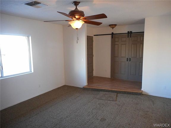 4th image of 410 Church St