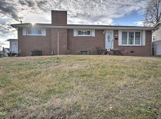 1110 Hampton Ave, Kingsport, TN 37660