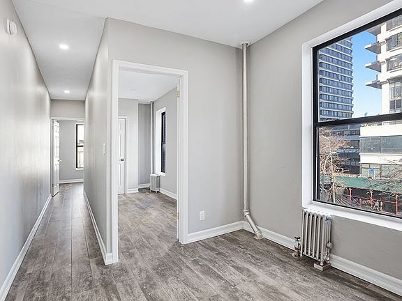2nd image of 2371 2nd Ave APT 15