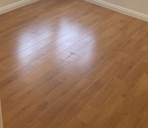 5th image of 14176 Toby Ct
