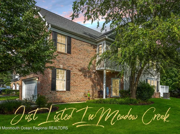 23 Fells Drive, Manalapan, NJ 07726