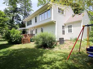 3225 Tally Ho Ln, Madison, WI 53705