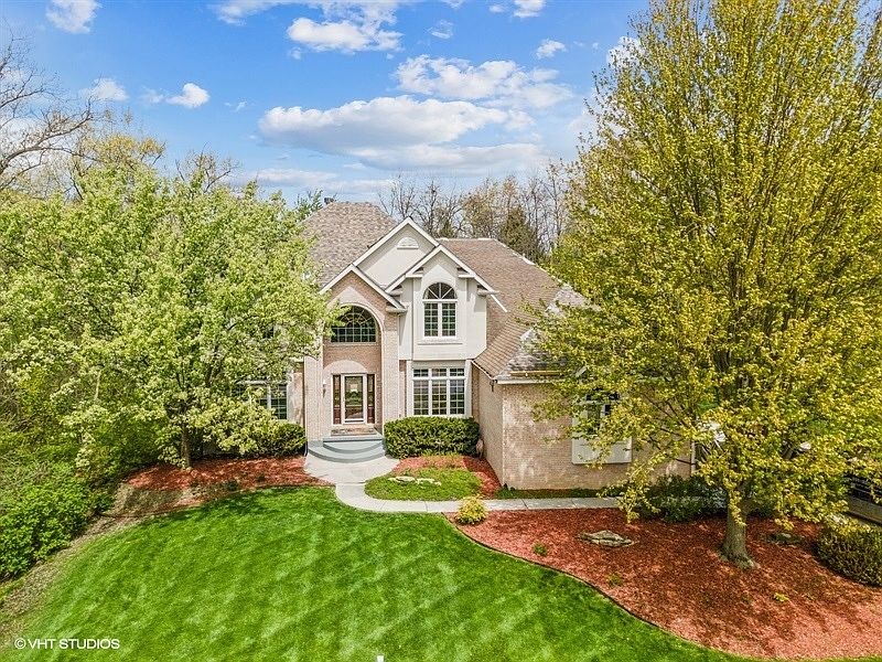 1st image of 1105 Hickory Creek Dr