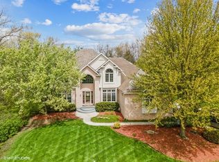 1105 Hickory Creek Dr, New Lenox, IL 60451