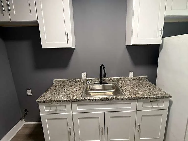 2676 Sturtevant St #3 — Photo 4