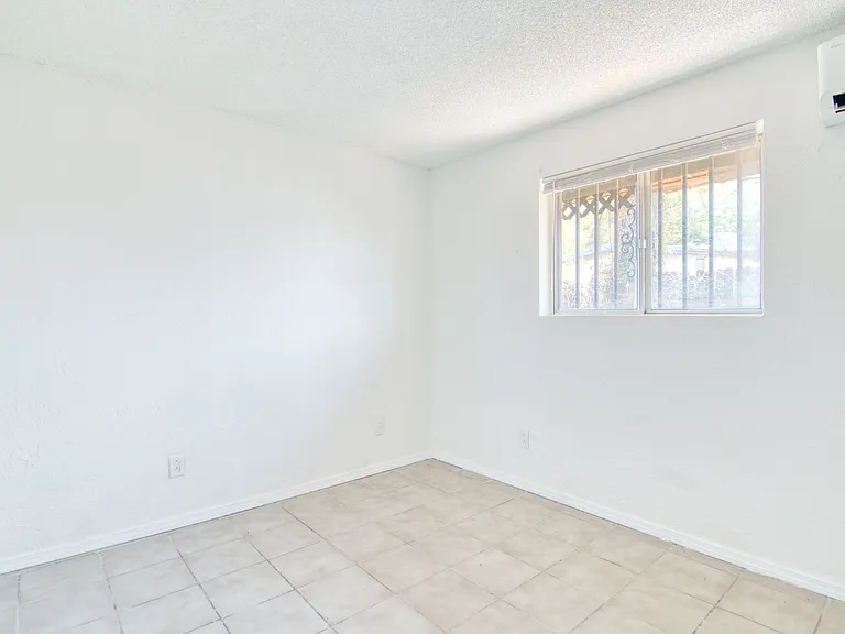 5655 E 28th St #5655 — Photo 5